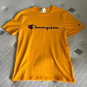 Chapmion shirt
